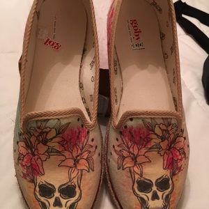 Goby canvas slip ons